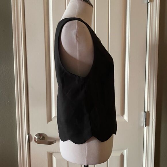 Lush Black Sleeveless Crop Top Beaded Neckline Scalloped Hemline - Picture 3 of 9